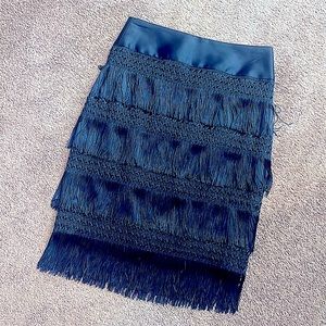 Express fringe skirt